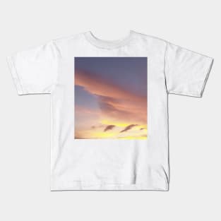 Pink pastel cloud sky painting Kids T-Shirt